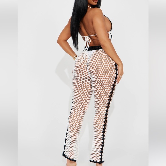 NWOT Fashion Nova Crochet Pants Set Black & White Small - Picture 3 of 4